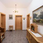 Hof Unterhuben *