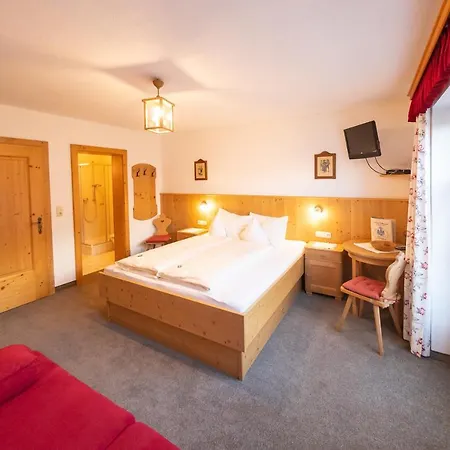 Alloggio per agriturismo Hof Unterhuben Fuegenberg