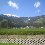 Hof Unterhuben *