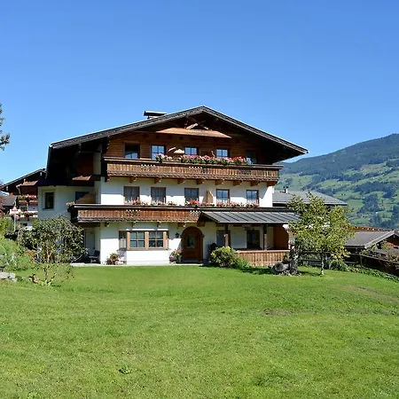 Hof Unterhuben *