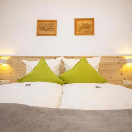 Hof Unterhuben * Fugenberg